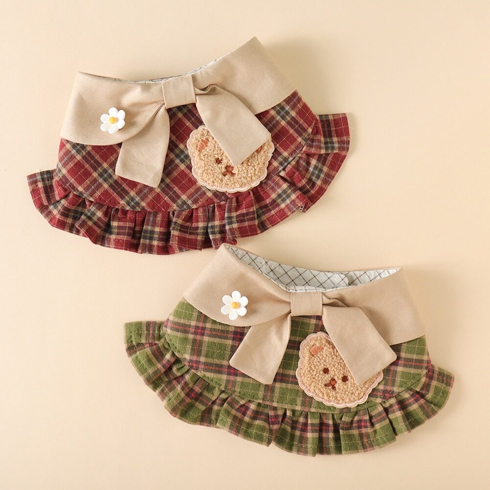 Sweet Bear Lace Cape