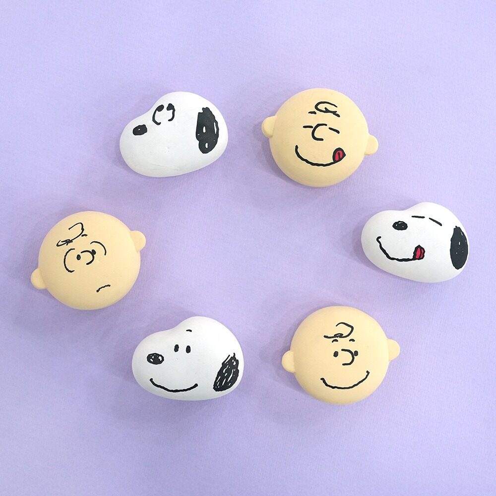 Peanuts Emoji Latex Toy