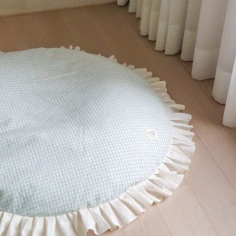 Waffle Check Round Cushion