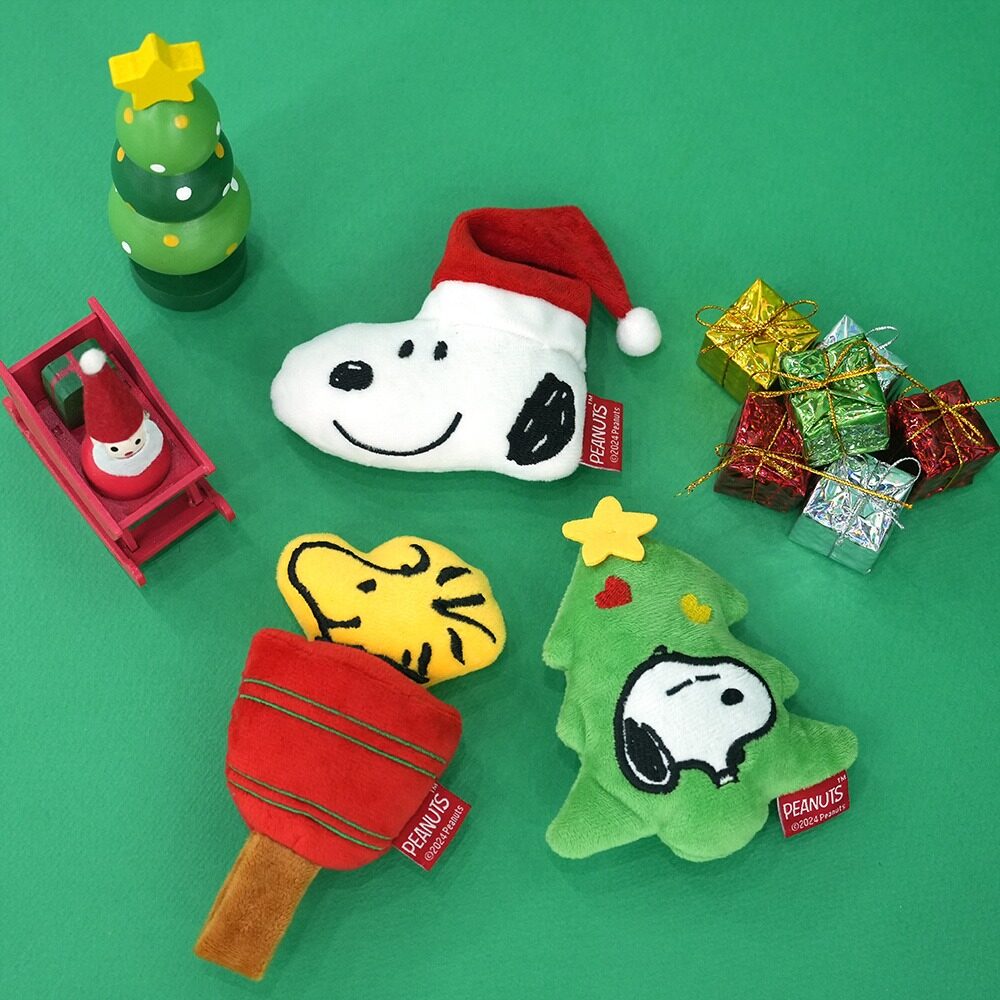 Peanuts Christmas Toys