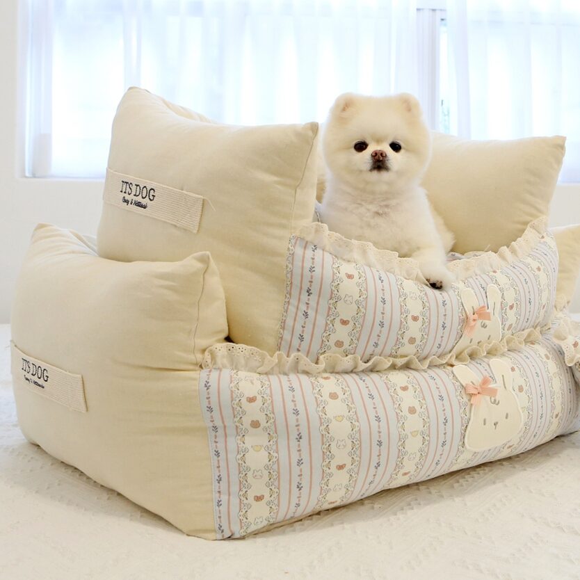 Tory's Square Bed